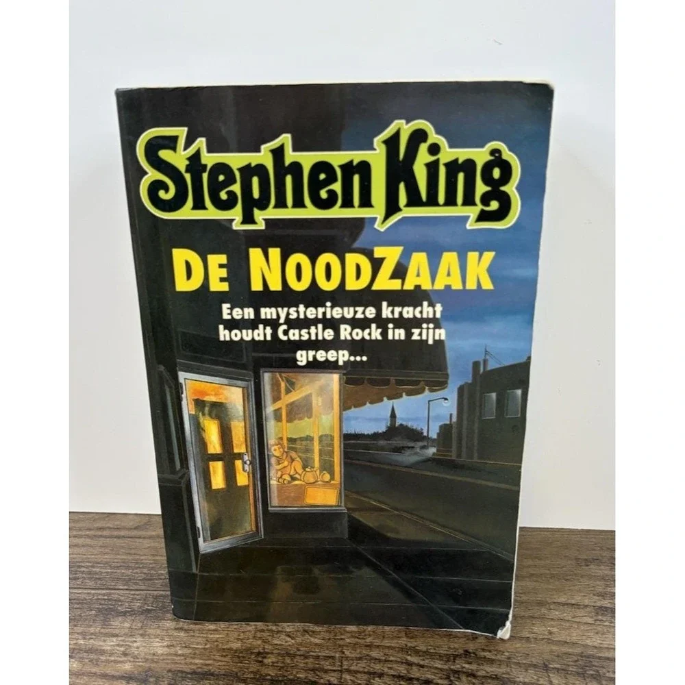 Needful Things by Stephen King Dutch Version 1992 Paperback Book De Noodzaak